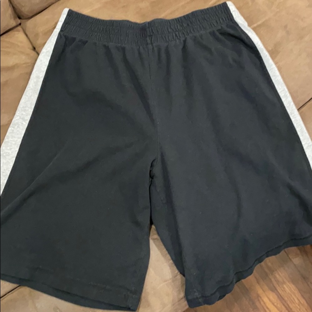 Boys youth black and grey athletic shorts🏀⚽️